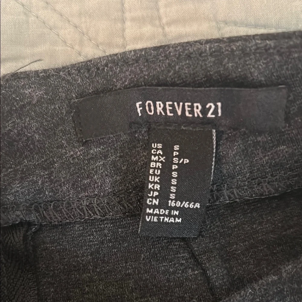 Forever 21 Gray A-Line Mini Skirt Casual - Picture 2 of 2